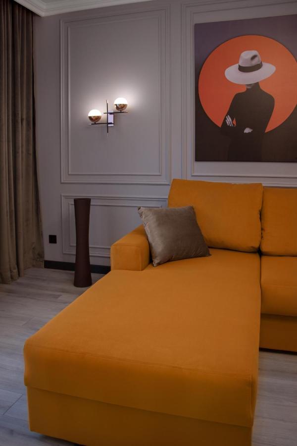 Royal 2 Apartments On Shevchenka 38 Str Lviv Extérieur photo