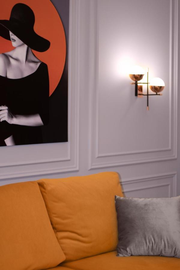 Royal 2 Apartments On Shevchenka 38 Str Lviv Extérieur photo
